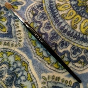 Sephora professional brush pro tspered crease #19